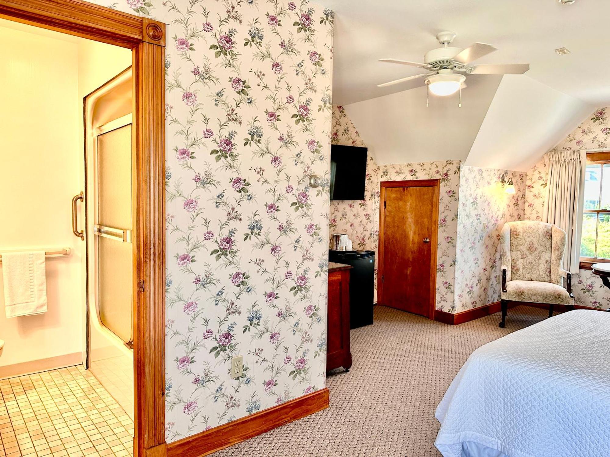 Rose Farm Inn Нью-Шорем Екстер'єр фото